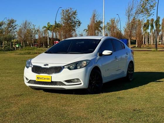 KIA CERATO 1.6 SX 16V FLEX 4P AUTOMÁTICO KIA CERATO 1.6 SX 16V FLEX 4P AUTOMÁTICO